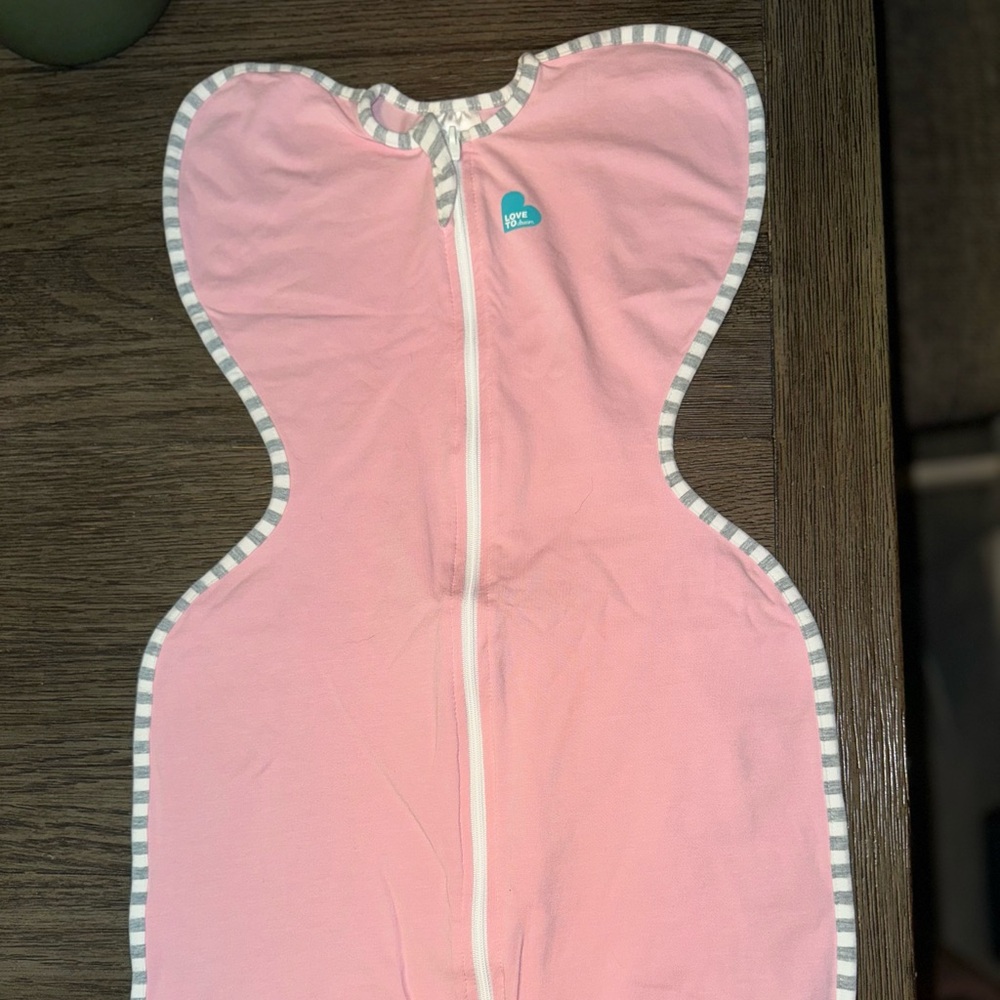 Pink Medium Love To Dream Swaddle